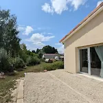 Moderne Avec Terrasse, Parking Et Wifi - Fr-1-653-262 Daire Baignes-Sainte-Radegonde