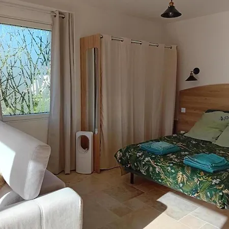 Moderne Avec Terrasse, Parking Et Wifi - Fr-1-653-262 Apartamento Baignes-Sainte-Radegonde